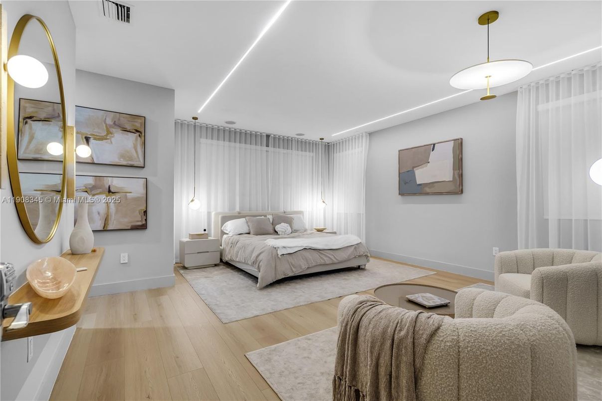 Bedroom, Interior, Pendant Lights, Recessed Lighting, Wood Texture Flooring
