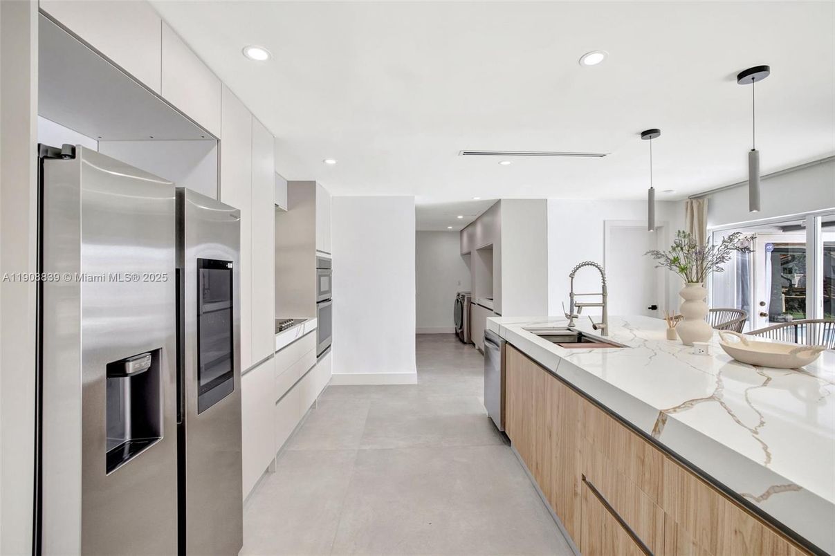 Interior, Kitchen, Pendant Lights, Recessed Lighting, Stainless Steel Appliances