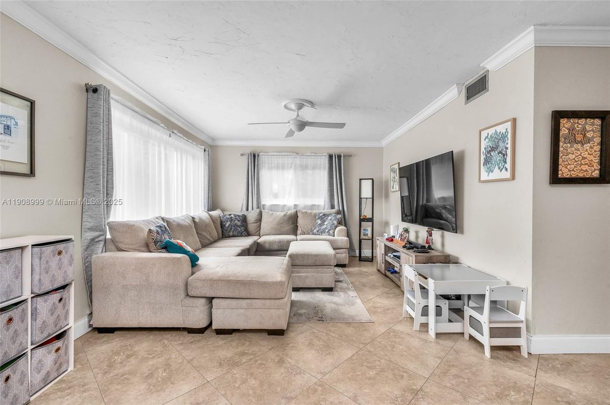 Interior, Living room