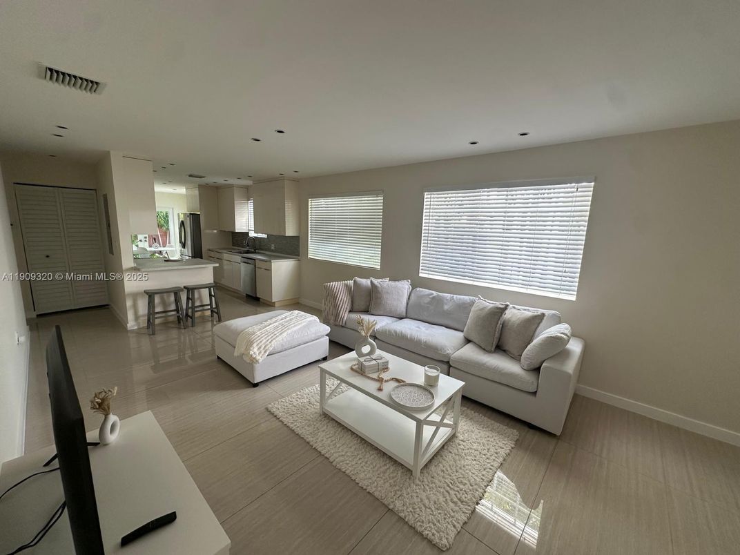 Interior, Kitchen, Living room, Recessed Lighting