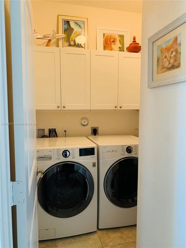 Interior, Utility Closets, Washer