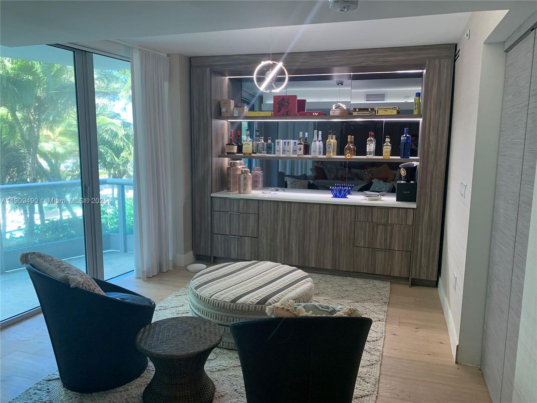Interior, Pendant Lights, Wood Texture Flooring