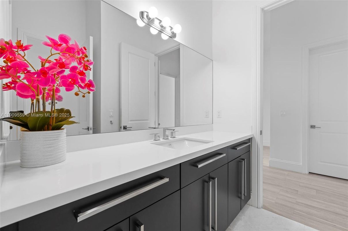 Bathroom, Dual Sink Vanities, Interior, Wood Texture Flooring