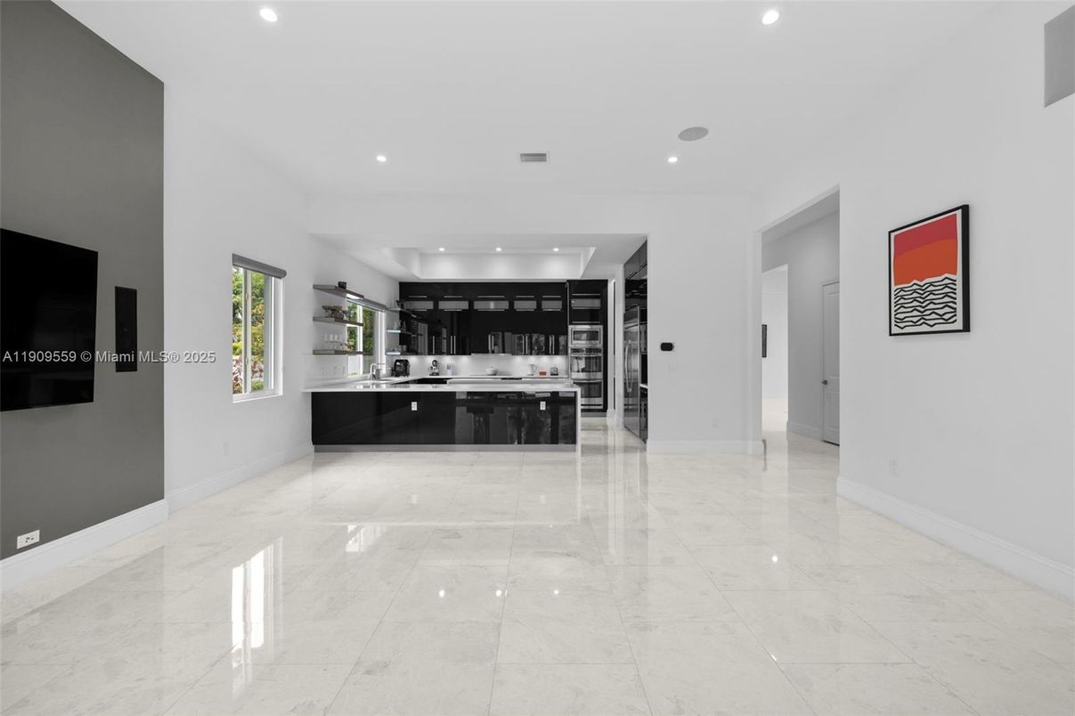 Interior, Kitchen, Marble, Recessed Lighting