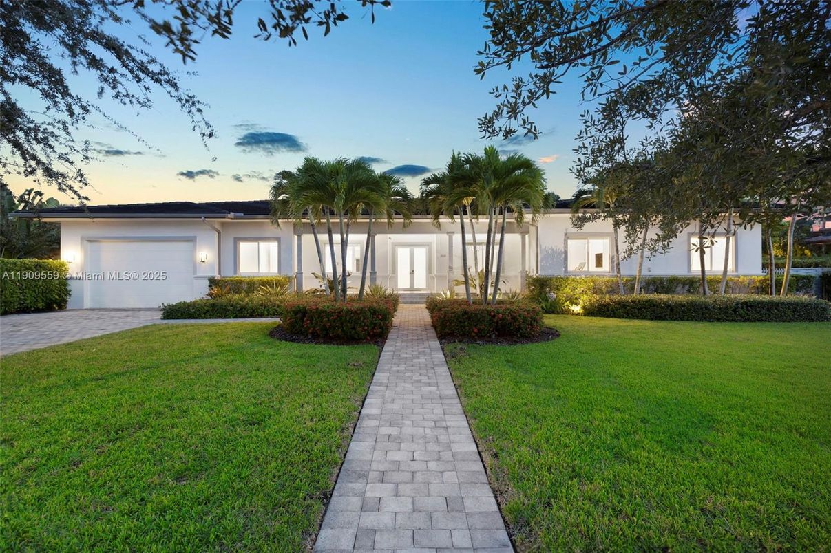 Attached, Backyard, Exterior, Facade, Ranch