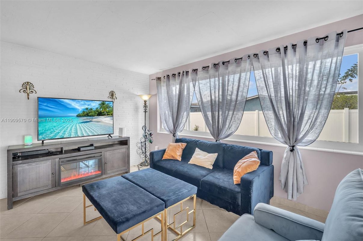 Interior, Living room