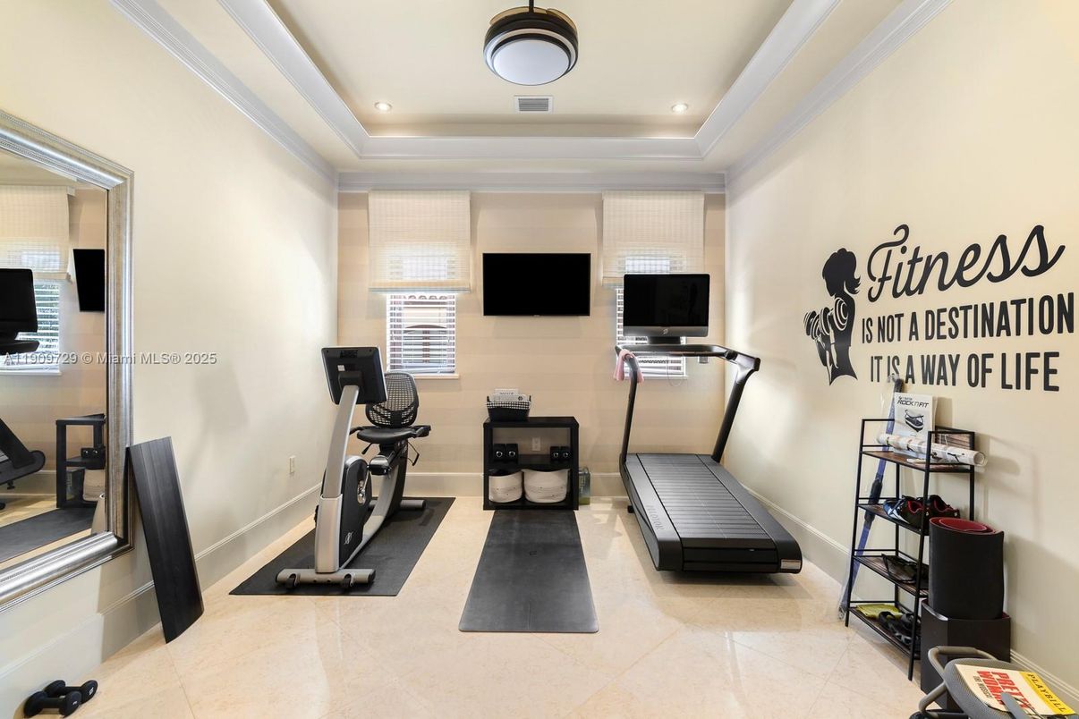 Fitness Equipment, Interior, Recessed Lighting