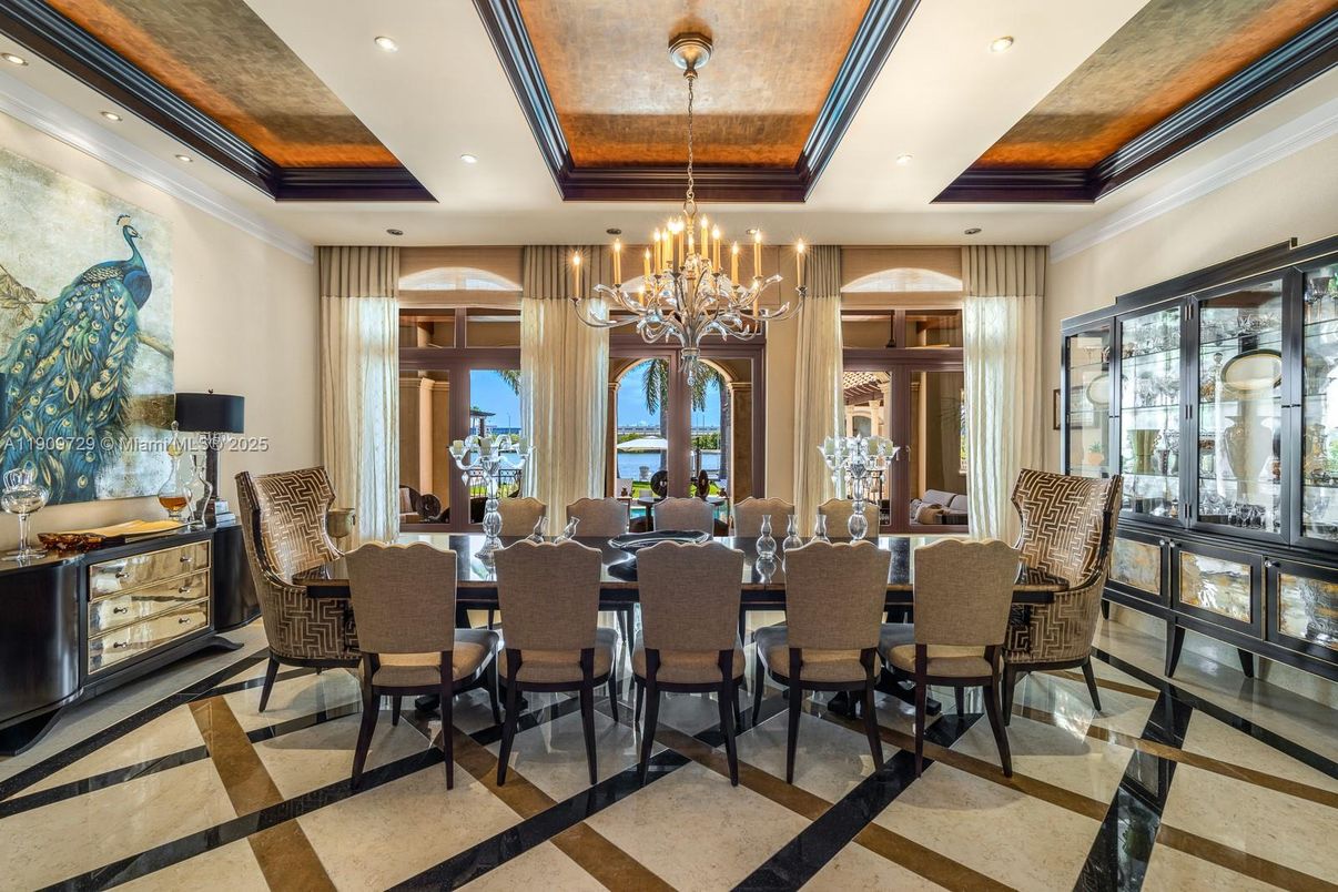 Chandelier, Dining room, Interior, Recessed Lighting