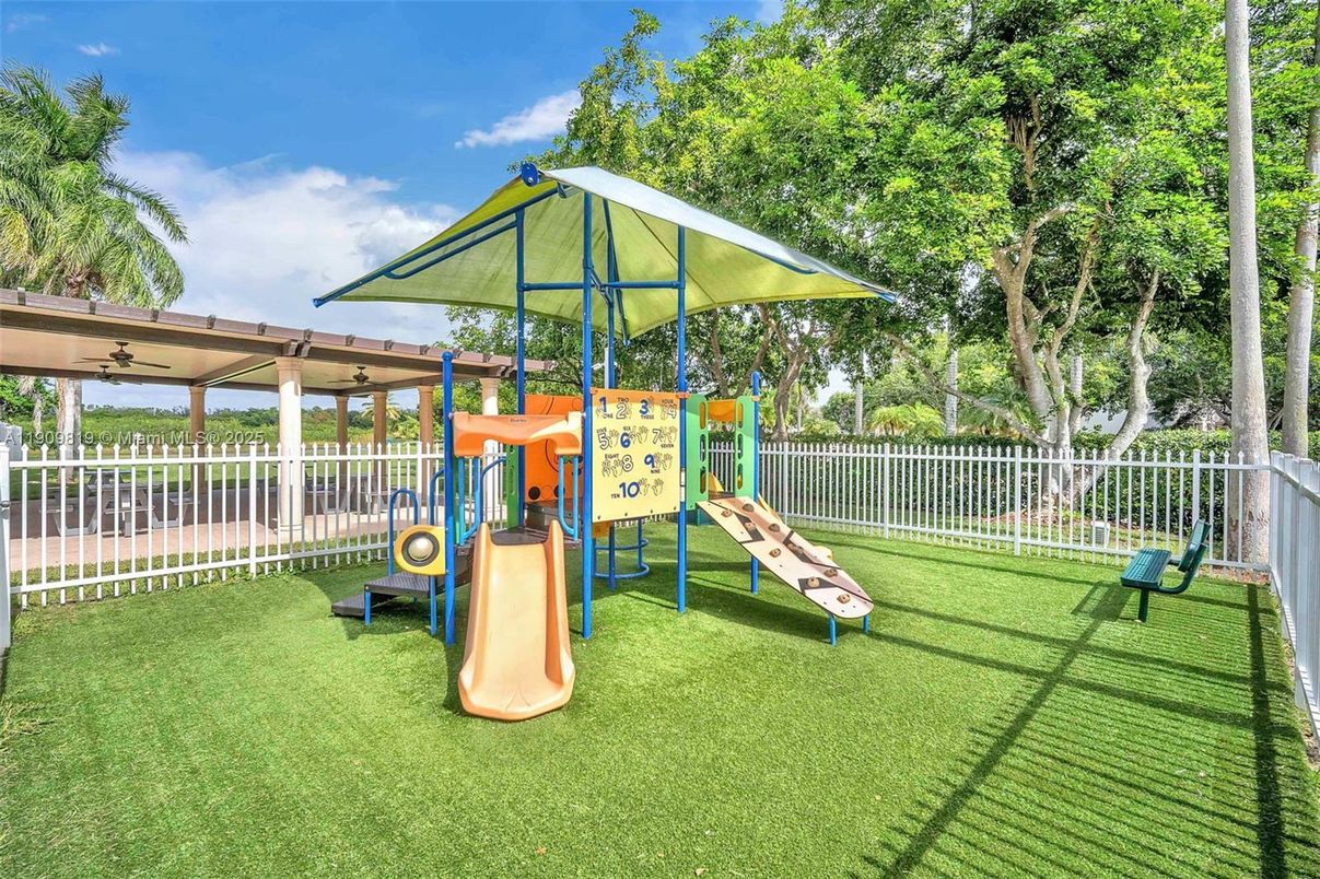 Backyard, Exterior, Playground