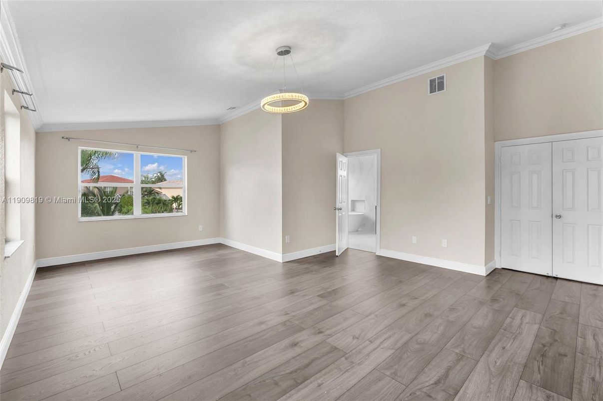 Empty room, Interior, Pendant Lights, Wood Texture Flooring