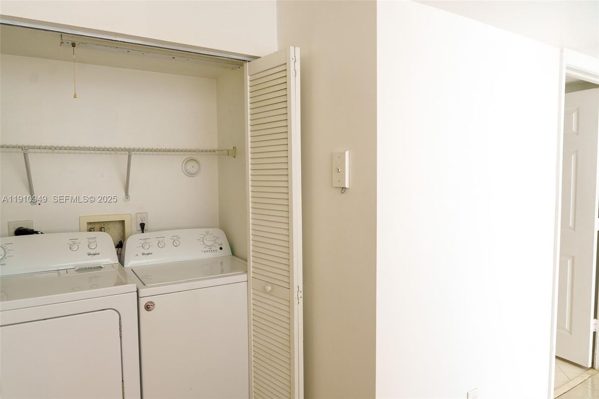 Interior, Utility Closets, Washer