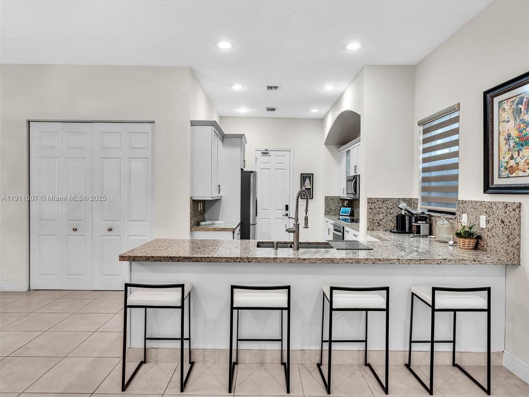 Interior, Kitchen, Recessed Lighting