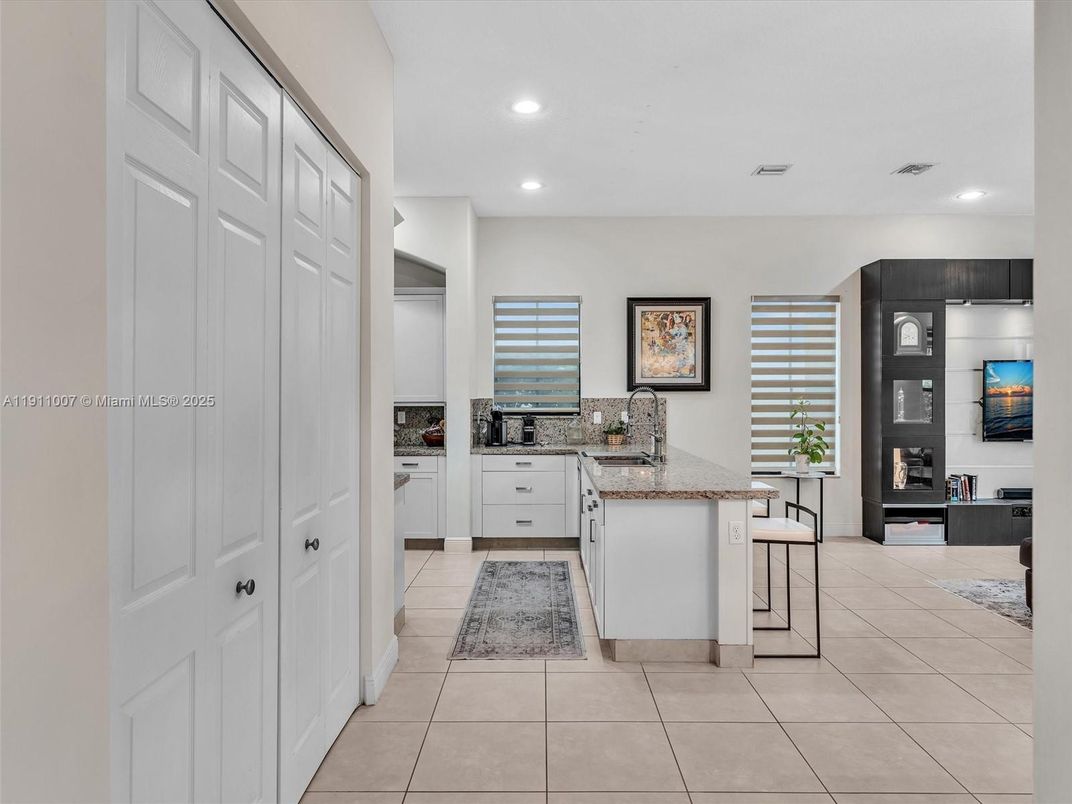 Interior, Recessed Lighting