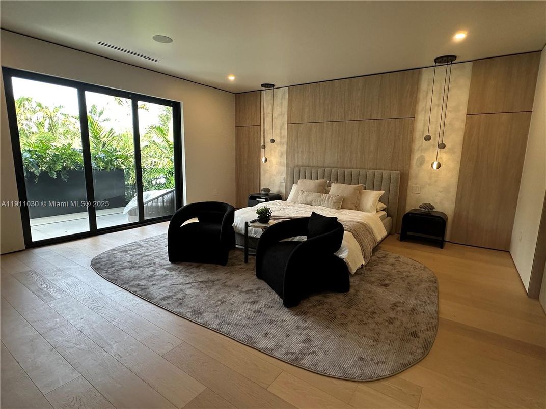 Bedroom, Interior, Pendant Lights, Recessed Lighting, Wood Texture Flooring