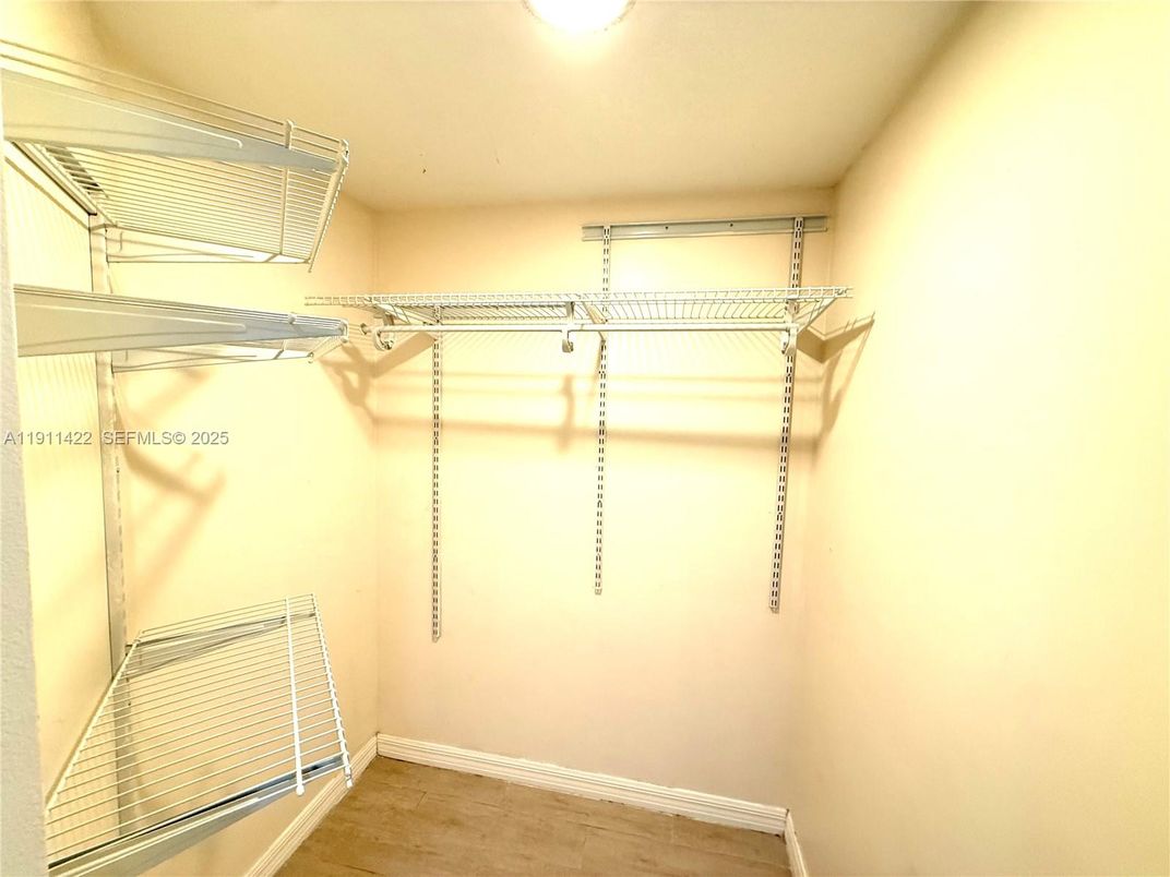 Interior, Walk-in Closets
