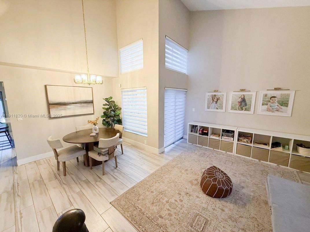 Chandelier, Dining room, Interior, Pendant Lights, Wood Texture Flooring