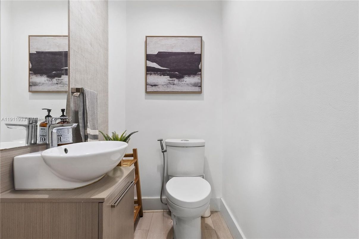 Bathroom, Interior, Wood Texture Flooring