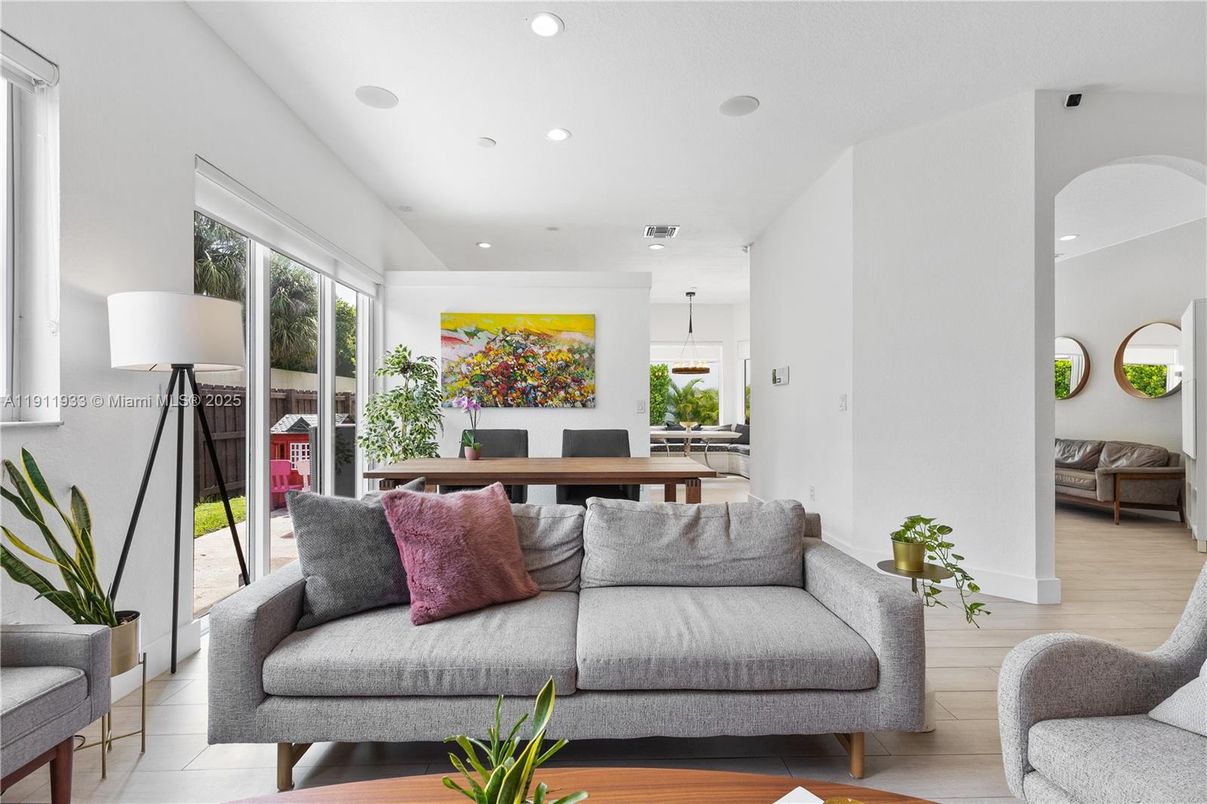 Home Office, Interior, Pendant Lights, Recessed Lighting, Wood Texture Flooring