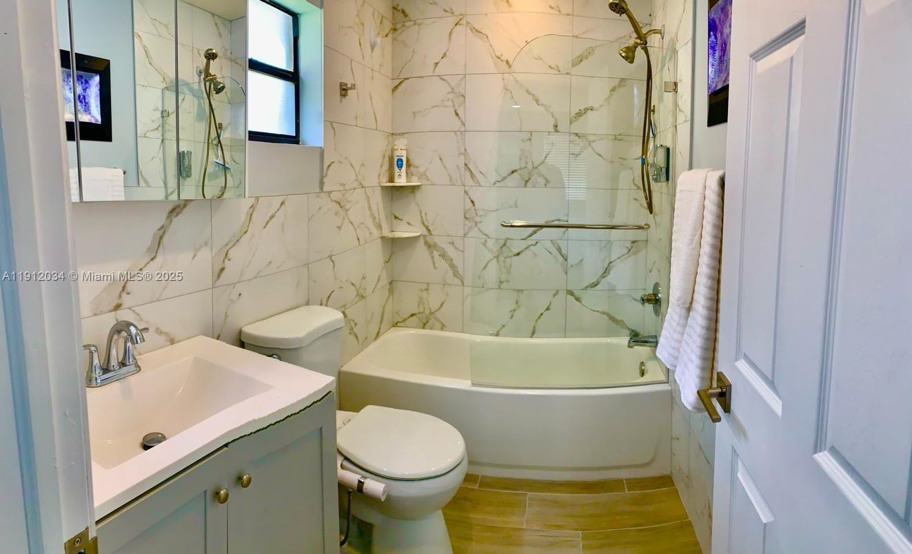 Bathroom, Interior, Marble Walls