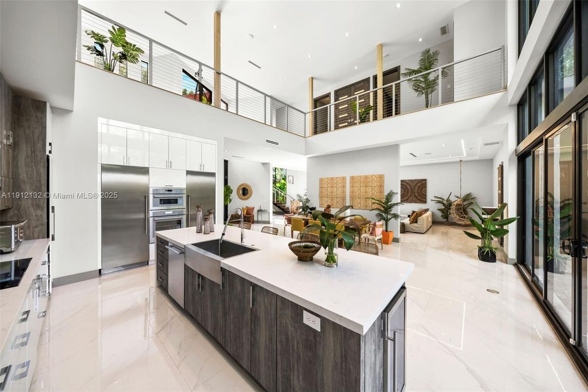 Interior, Kitchen, Living room, Recessed Lighting, Stainless Steel Appliances