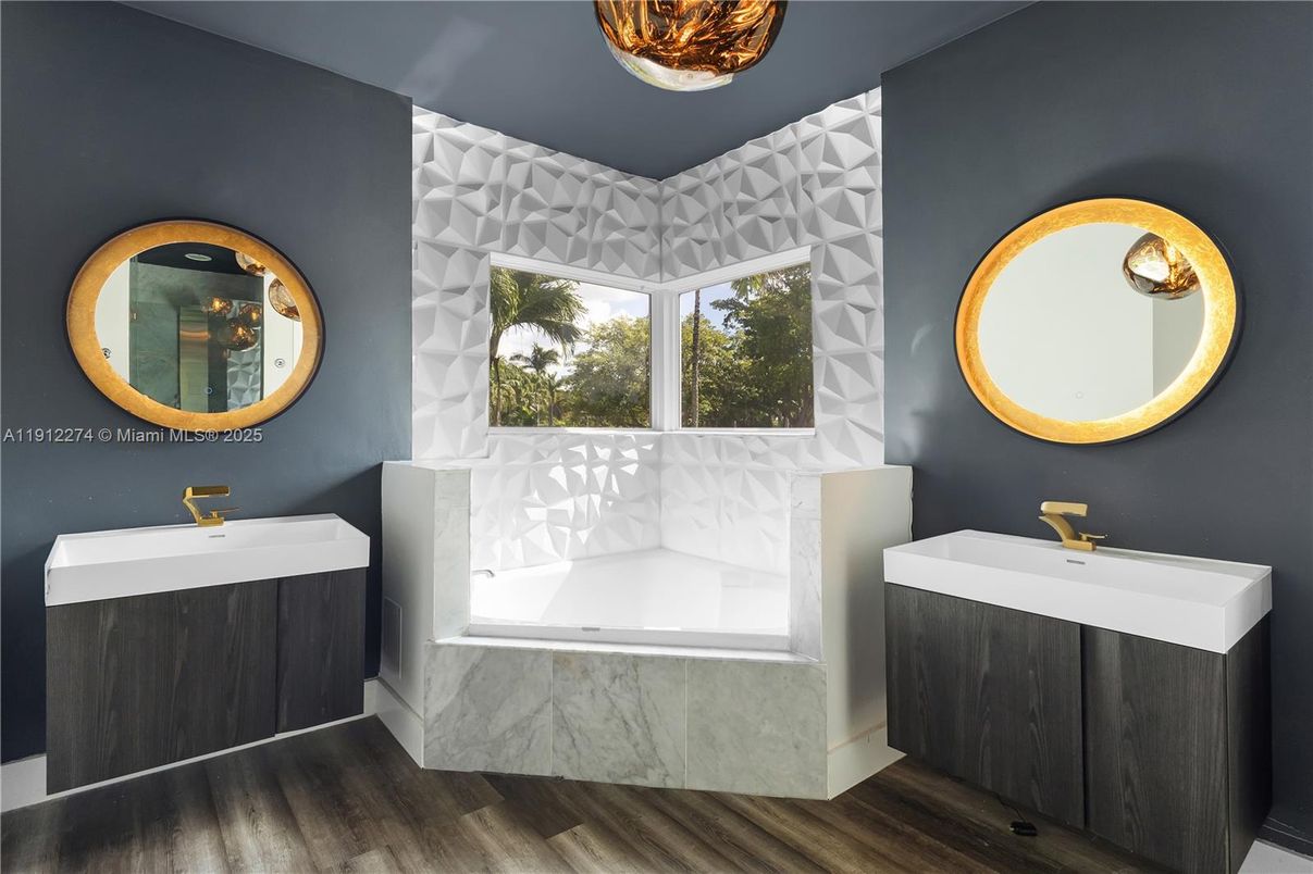 Bathroom, Interior, Wood Texture Flooring