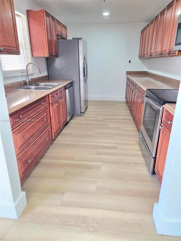 Interior, Kitchen, Recessed Lighting, Wood Texture Flooring