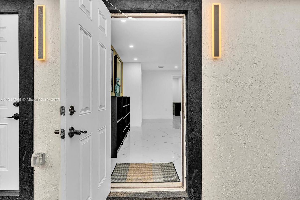 Interior, Marble, Recessed Lighting