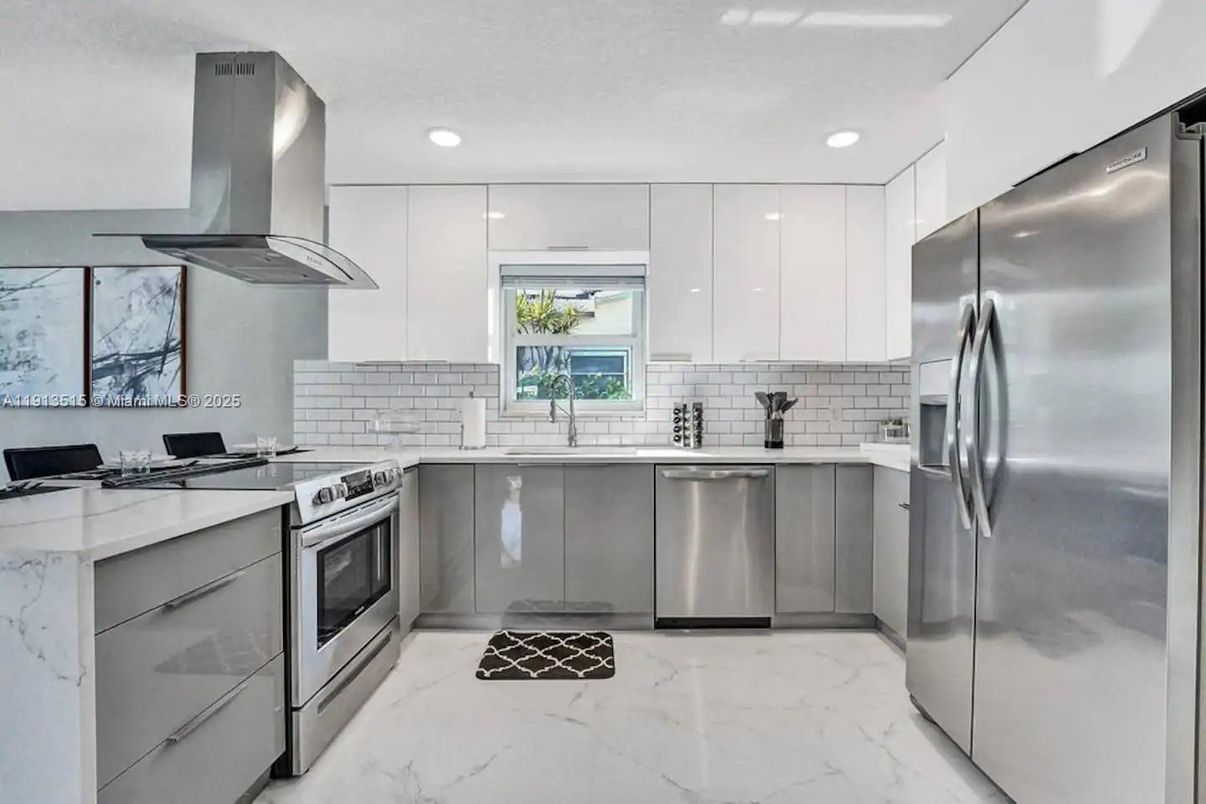 Interior, Kitchen, Marble, Recessed Lighting, Stainless Steel Appliances