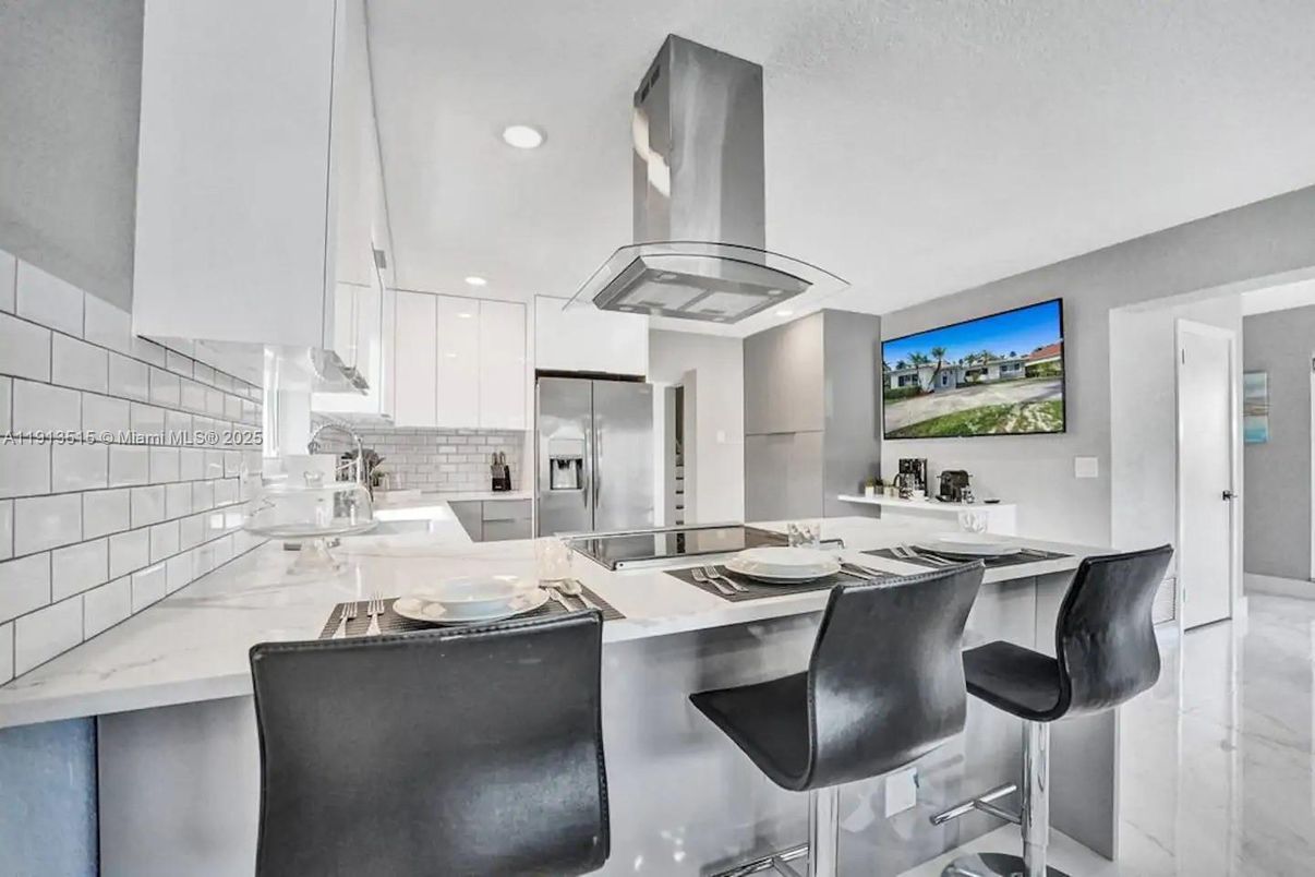 Interior, Kitchen, Marble, Recessed Lighting, Stainless Steel Appliances