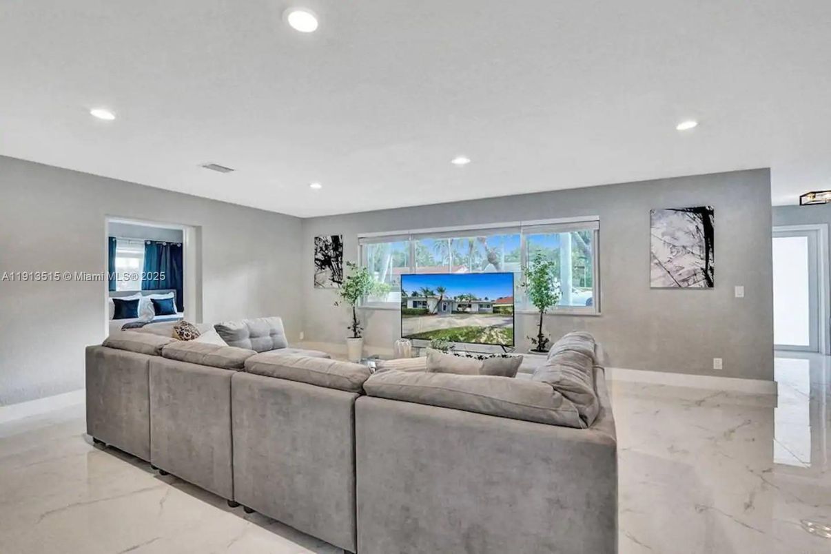 Interior, Living room, Marble, Recessed Lighting