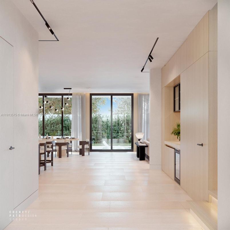 Dining room, Interior