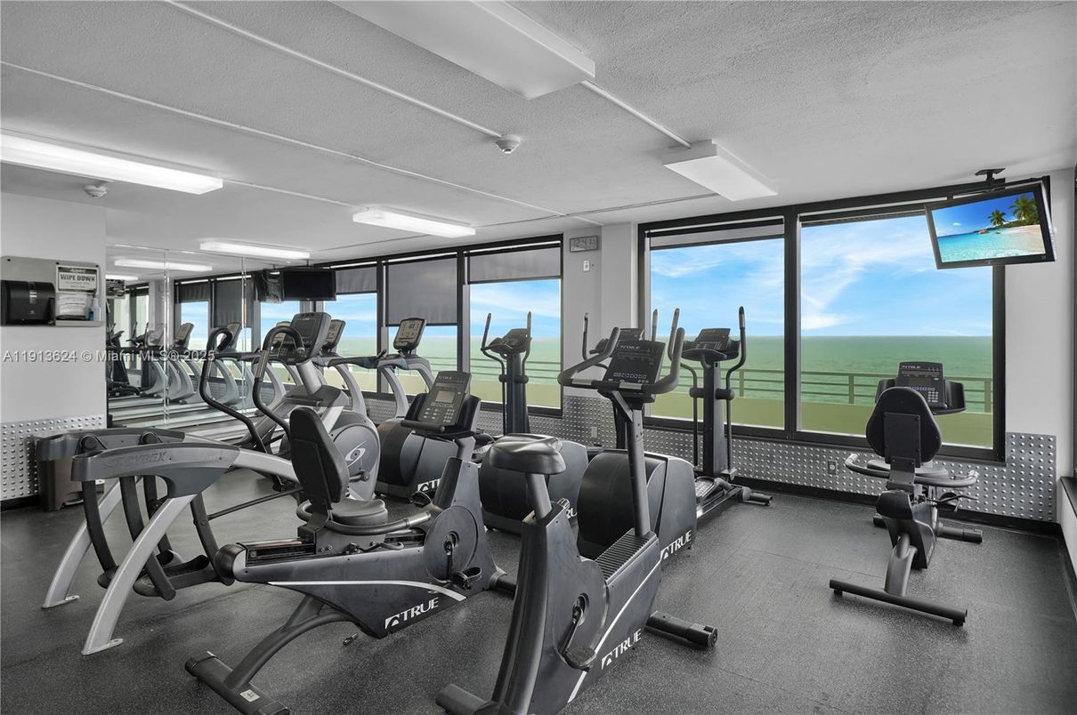 Fitness Equipment, Gym, Interior, Water