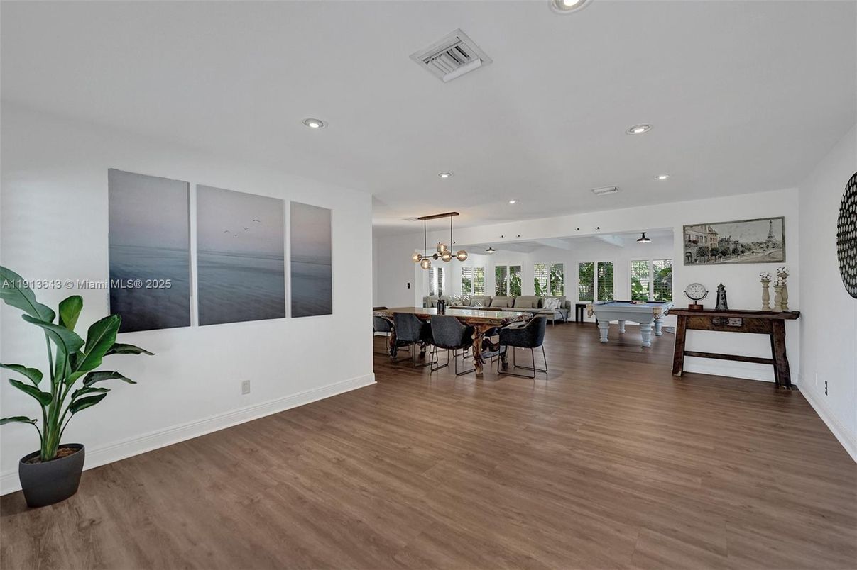 Billiard Table, Dining room, Game Room, Interior, Pendant Lights, Recessed Lighting, Wood Texture Flooring