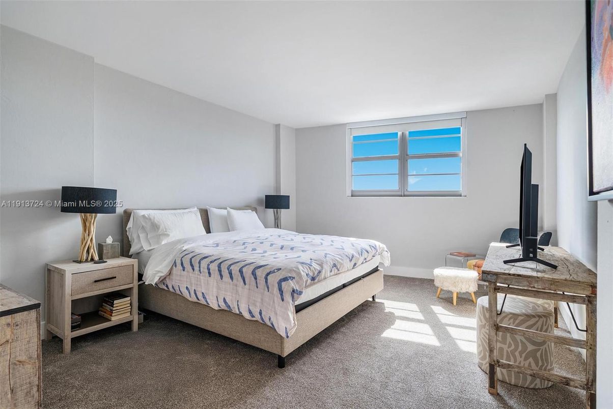 Bedroom, Home Office, Interior