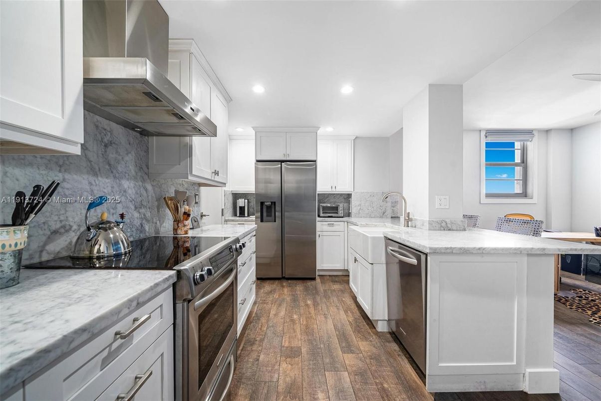 Interior, Kitchen, Recessed Lighting, Stainless Steel Appliances, Wood Texture Flooring