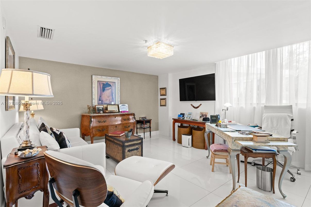 Chandelier, Home Office, Interior, Living room