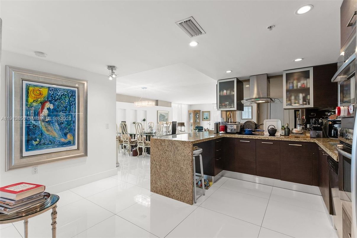 Chandelier, Dining room, Interior, Kitchen, Recessed Lighting