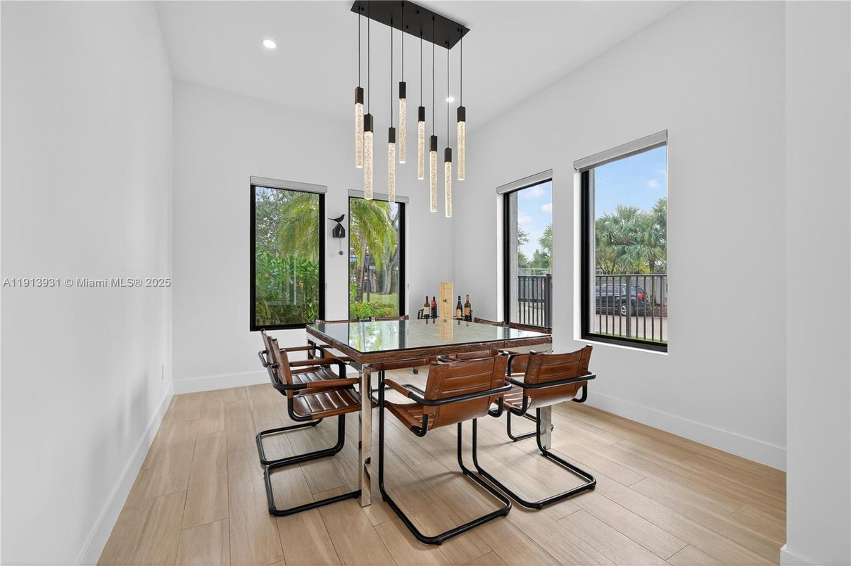 Dining room, Interior, Pendant Lights, Recessed Lighting, Wood Texture Flooring