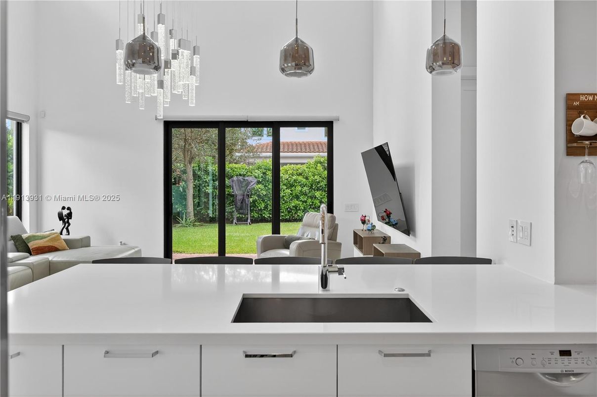Interior, Kitchen, Pendant Lights