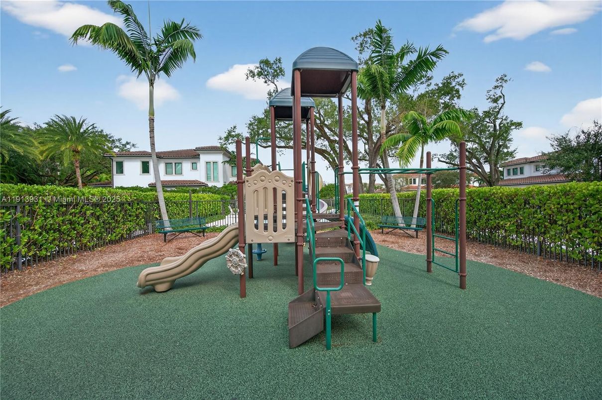 Backyard, Exterior, Playground