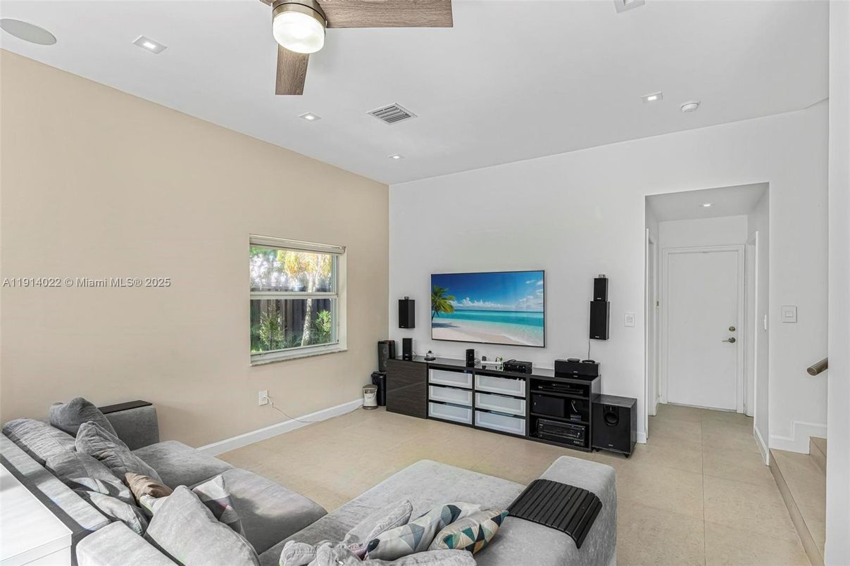 Interior, Living room, Recessed Lighting