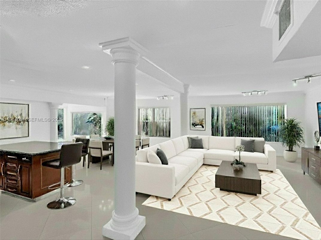 Dining room, Interior, Living room, Recessed Lighting