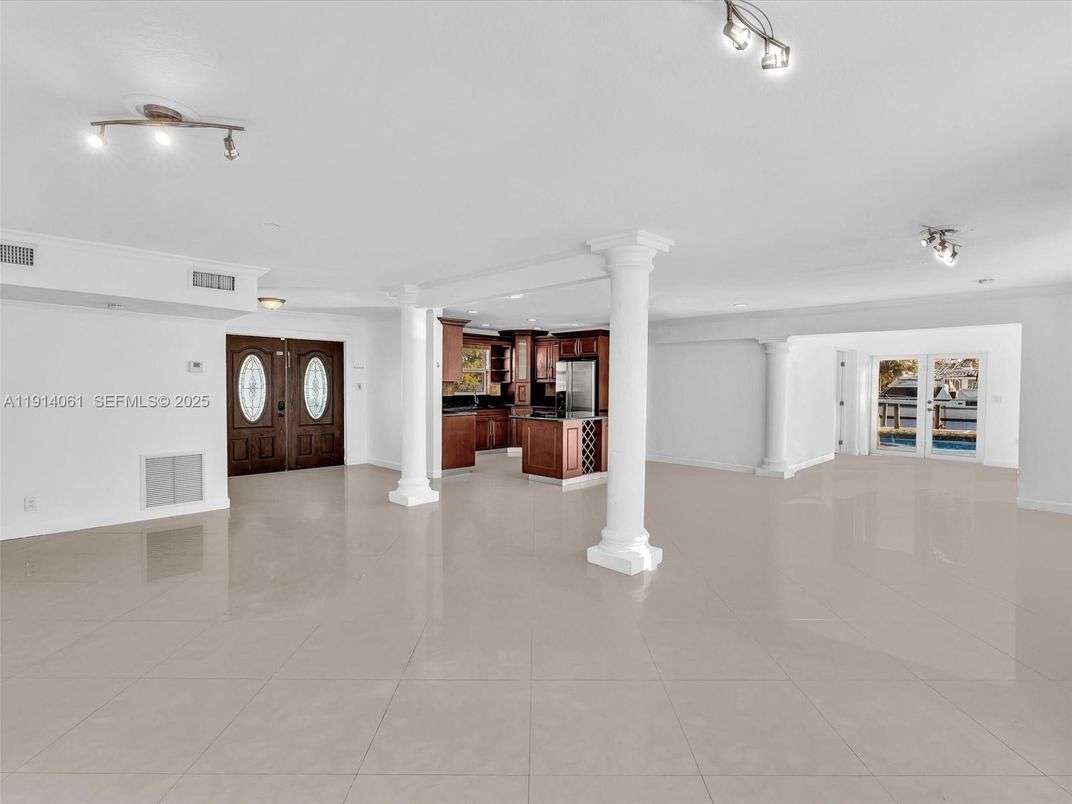 Interior, Kitchen, Recessed Lighting