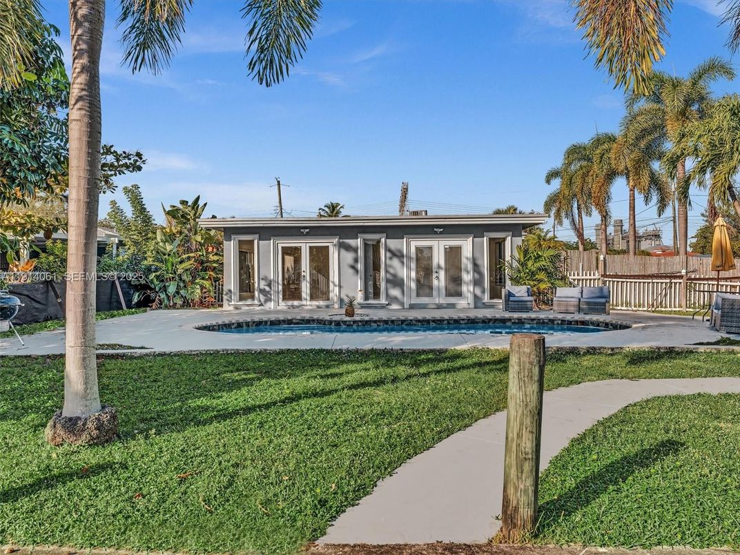 Backyard, Exterior, Pool