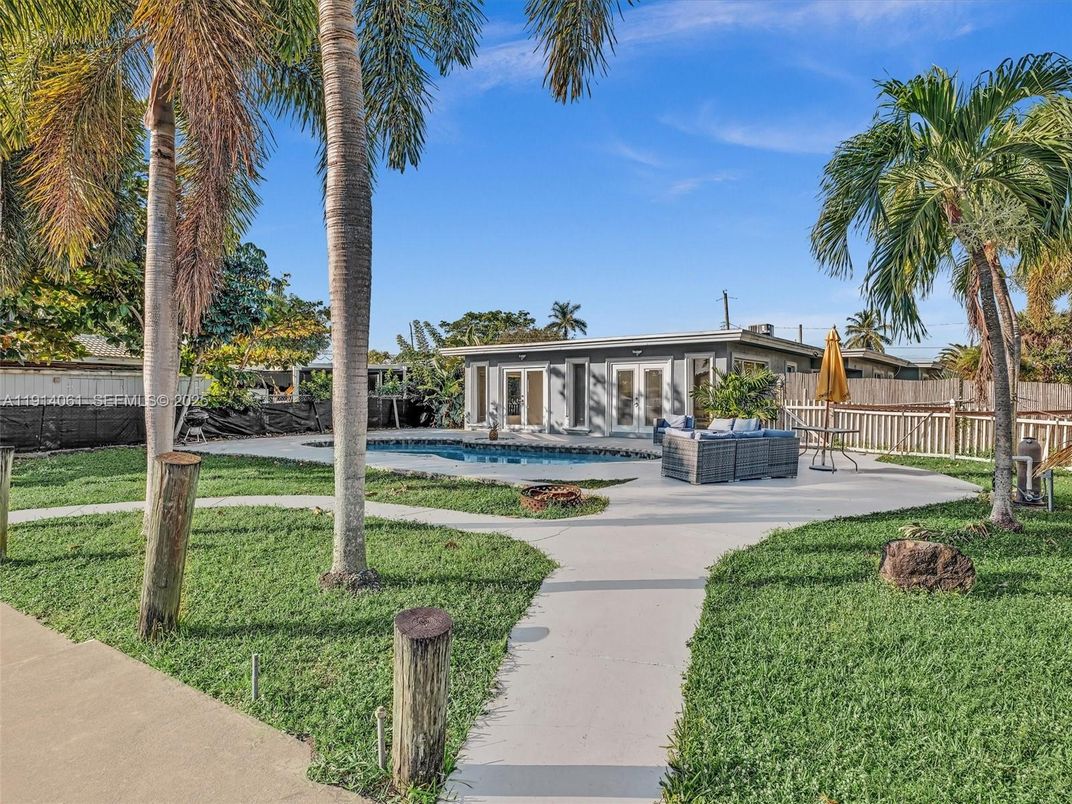 Backyard, Exterior, Pool