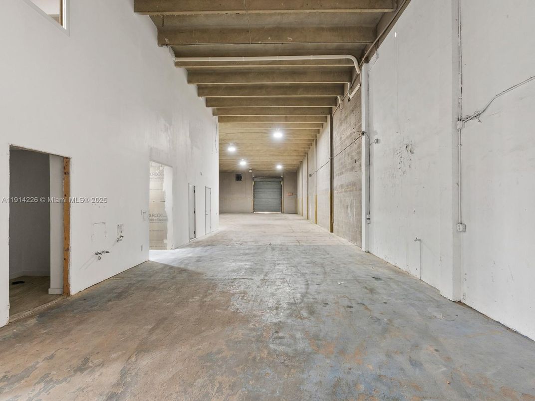 Interior, Wooden Beams