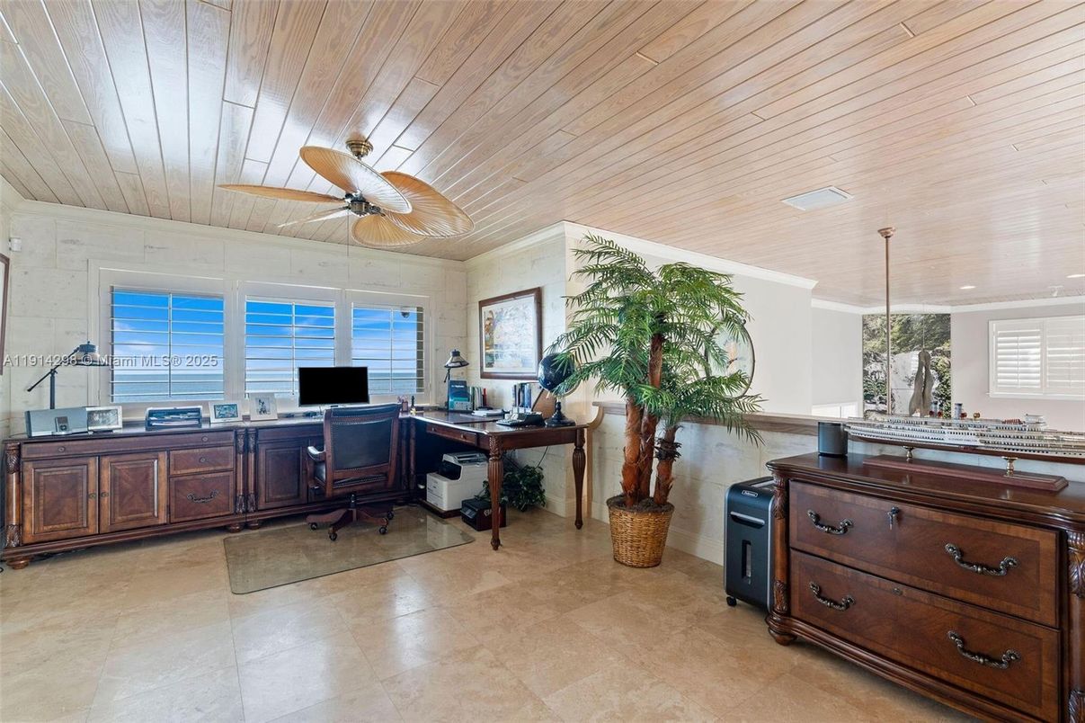 Home Office, Interior, Recessed Lighting, Water, Wooden Ceilings
