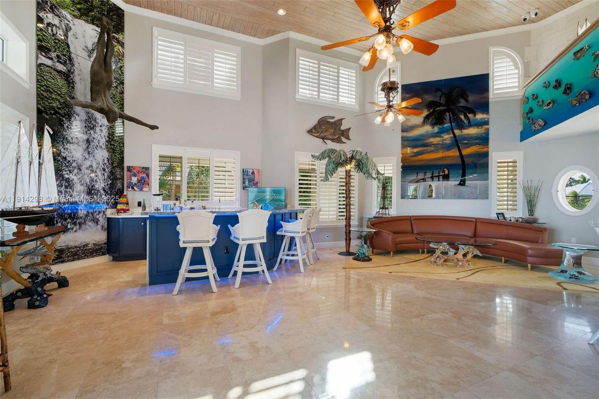 Interior, Living room, Wooden Ceilings