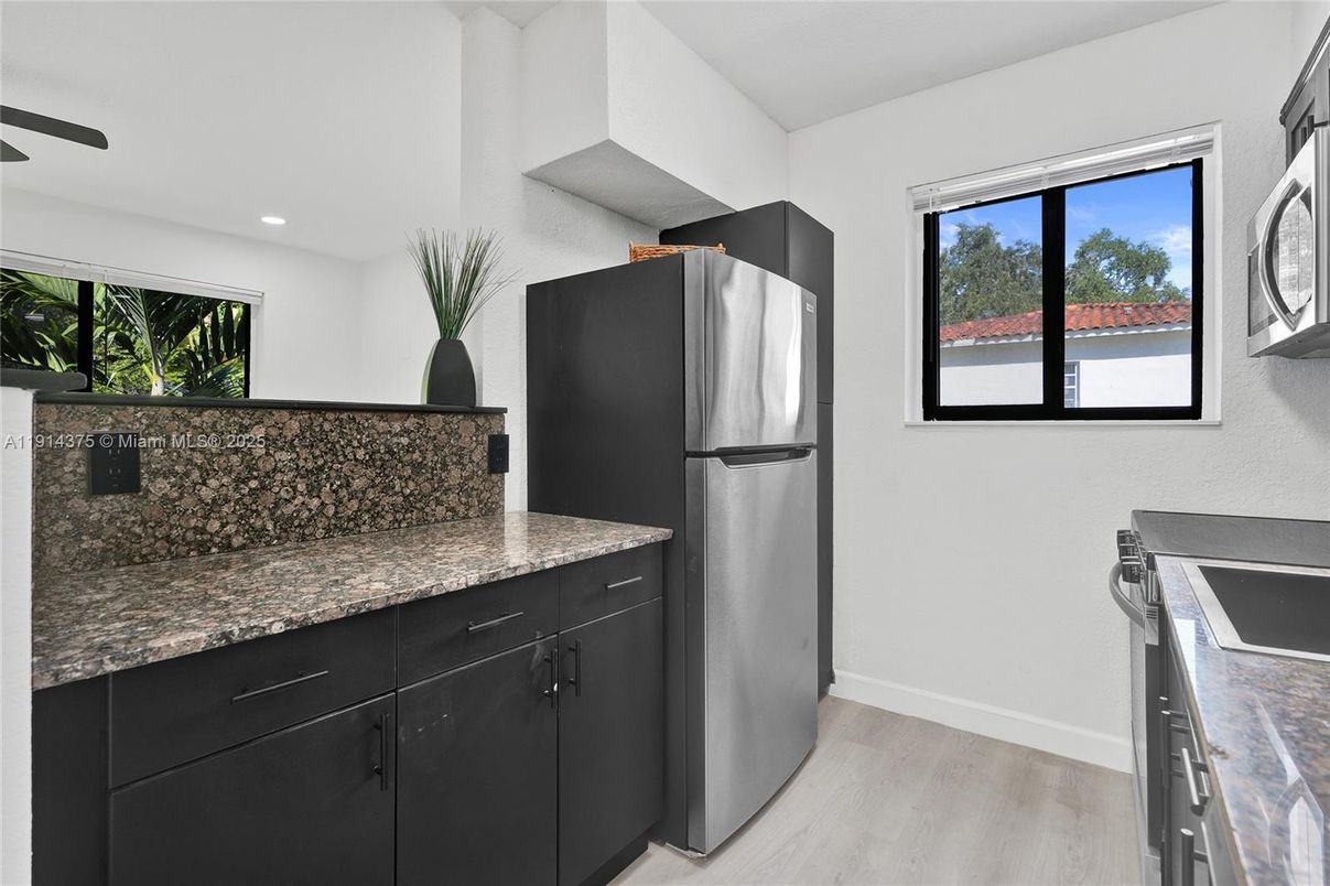 Interior, Kitchen, Recessed Lighting, Wood Texture Flooring
