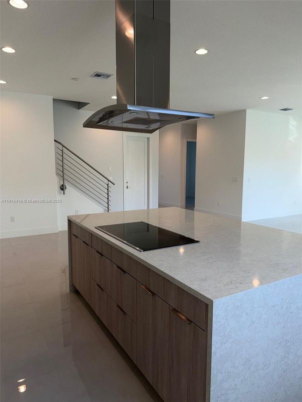 Interior, Kitchen, Recessed Lighting